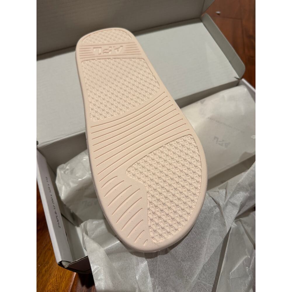New APL techloom velvet crème slides sandals size 8 - Picture 8 of 9